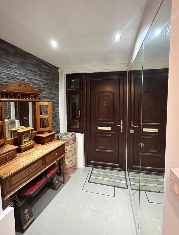 Retreat To A Stylish Ensuite In Londyn Zewnętrze zdjęcie